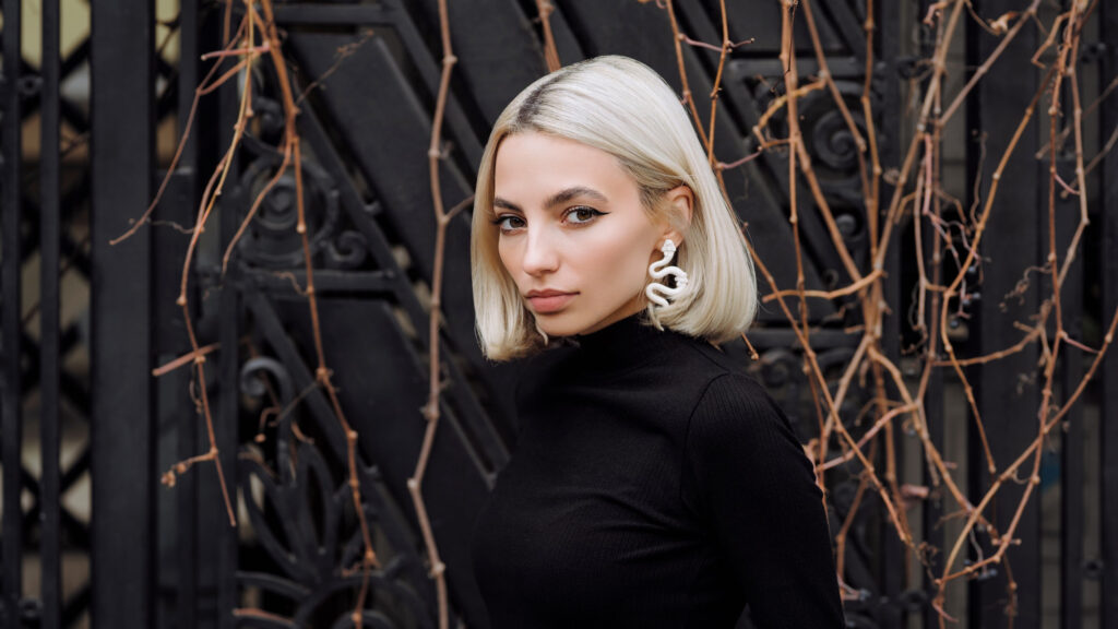 CRISTINA ALEXANDRESCU